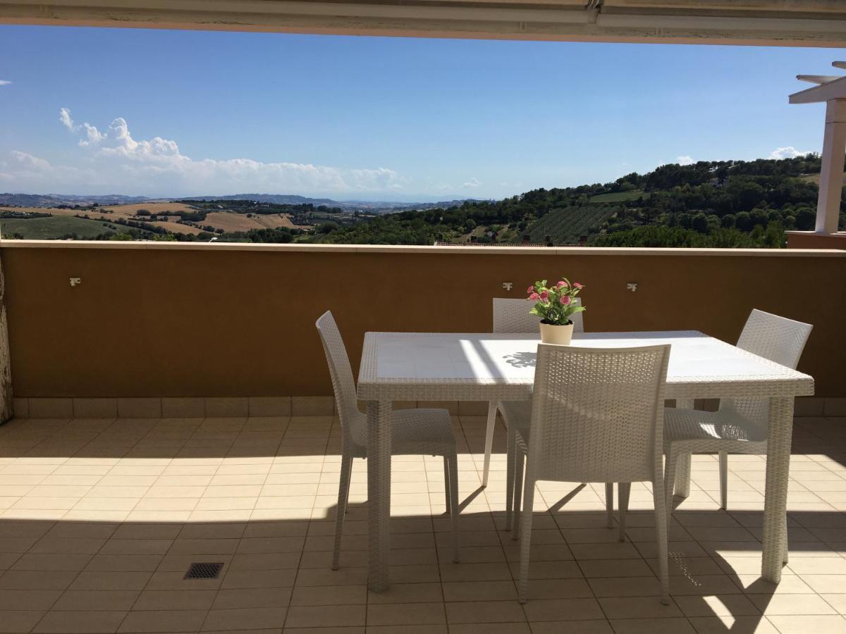 Skyline Apartman Sirolo Kültér fotó